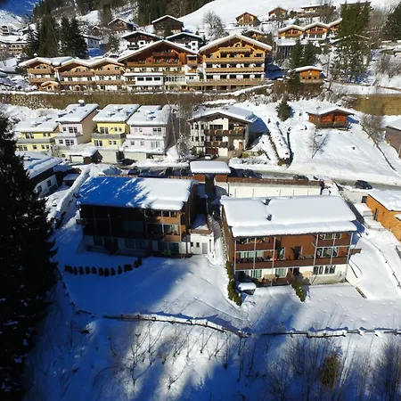 Schmitten Finest By In One شقة